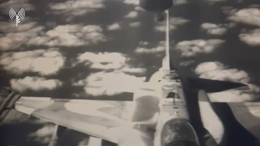 קולות קשר מהתדלוק האווירי במהלך התקיפה בתימן