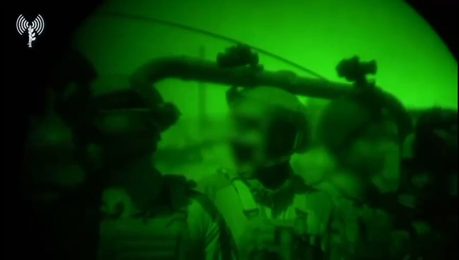 לוחמי יחידות מיוחדות, אגוז ומגלן בפעילות בלבנון