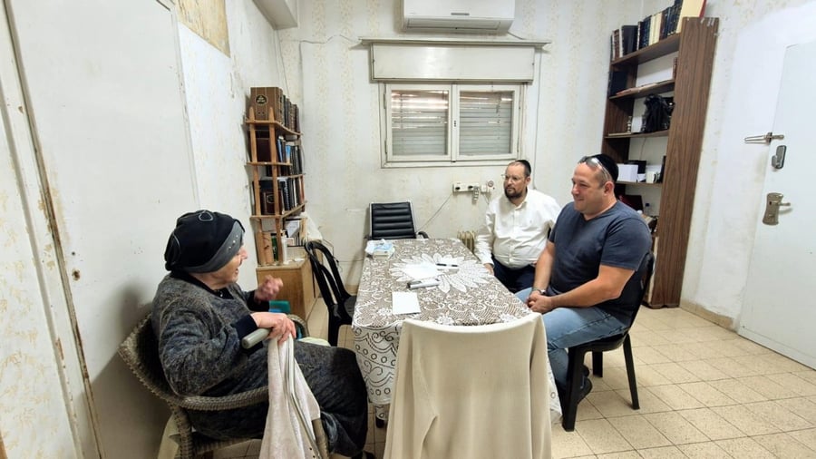 הרבנית לנדו בשיחה עם האבא, השבוע