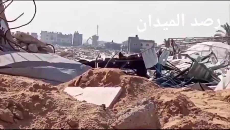 דחפורי צה"ל הורסים השבוע מבנים ברצועת עזה 