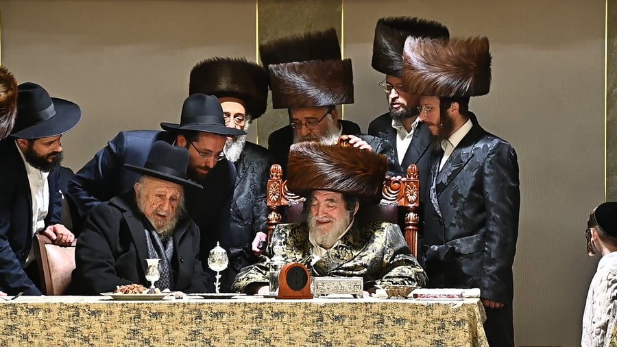 הגרב"ד פוברסקי בשמחת בית ויז'ניץ