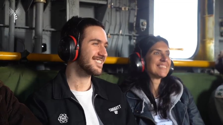 החטוף עומר שם טוב במסוק חזרה הביתה