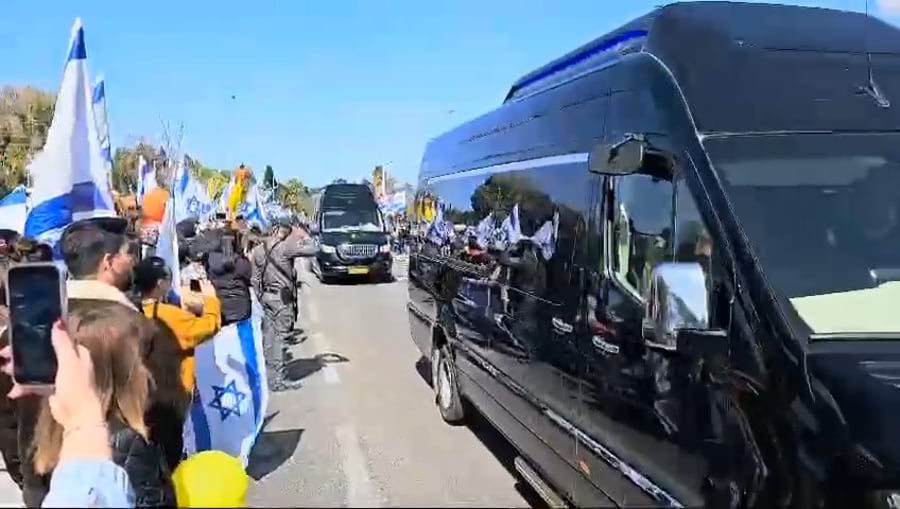 השיירה בצומת יד מרדכי