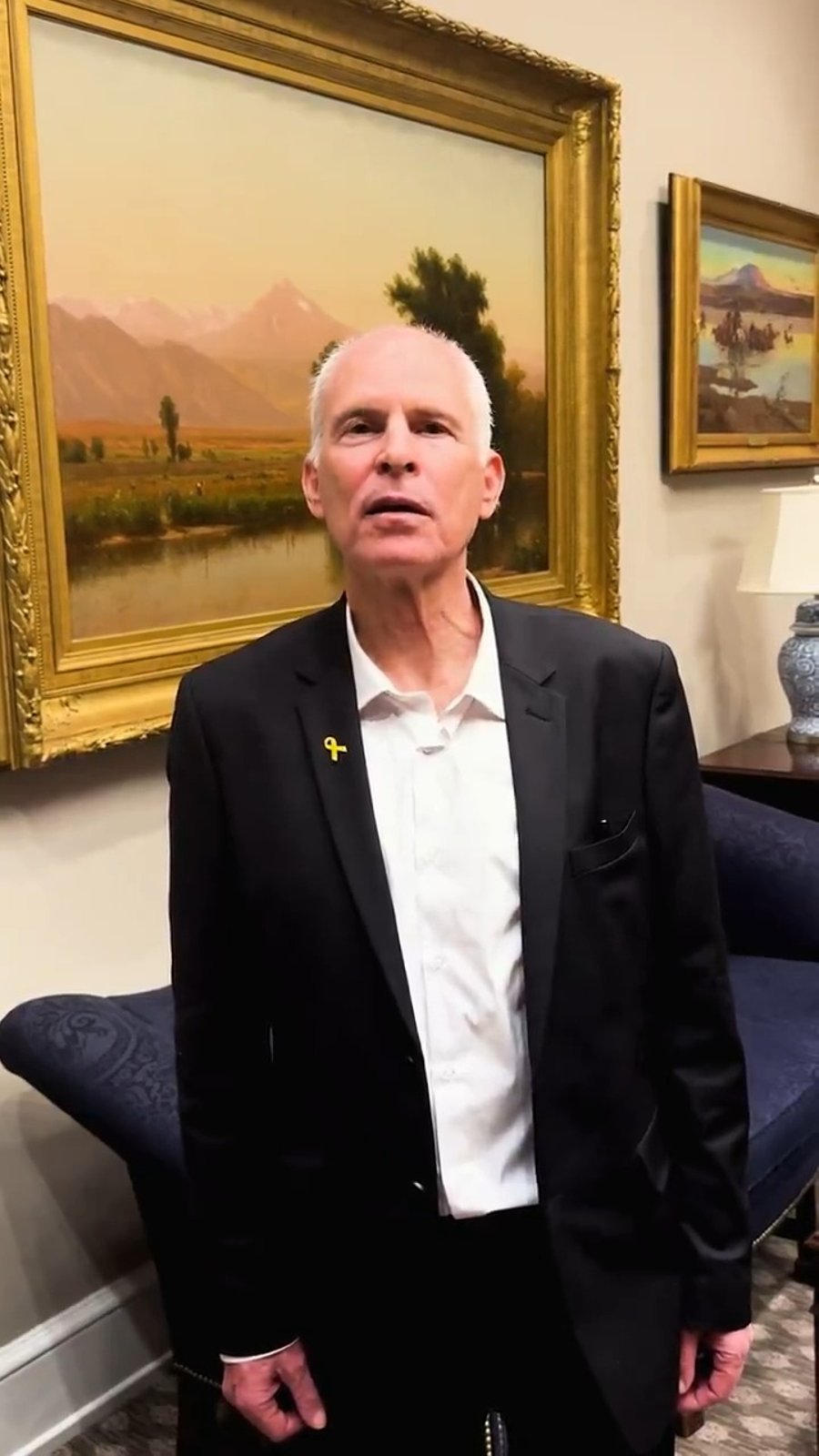 השבים אצל טראמפ