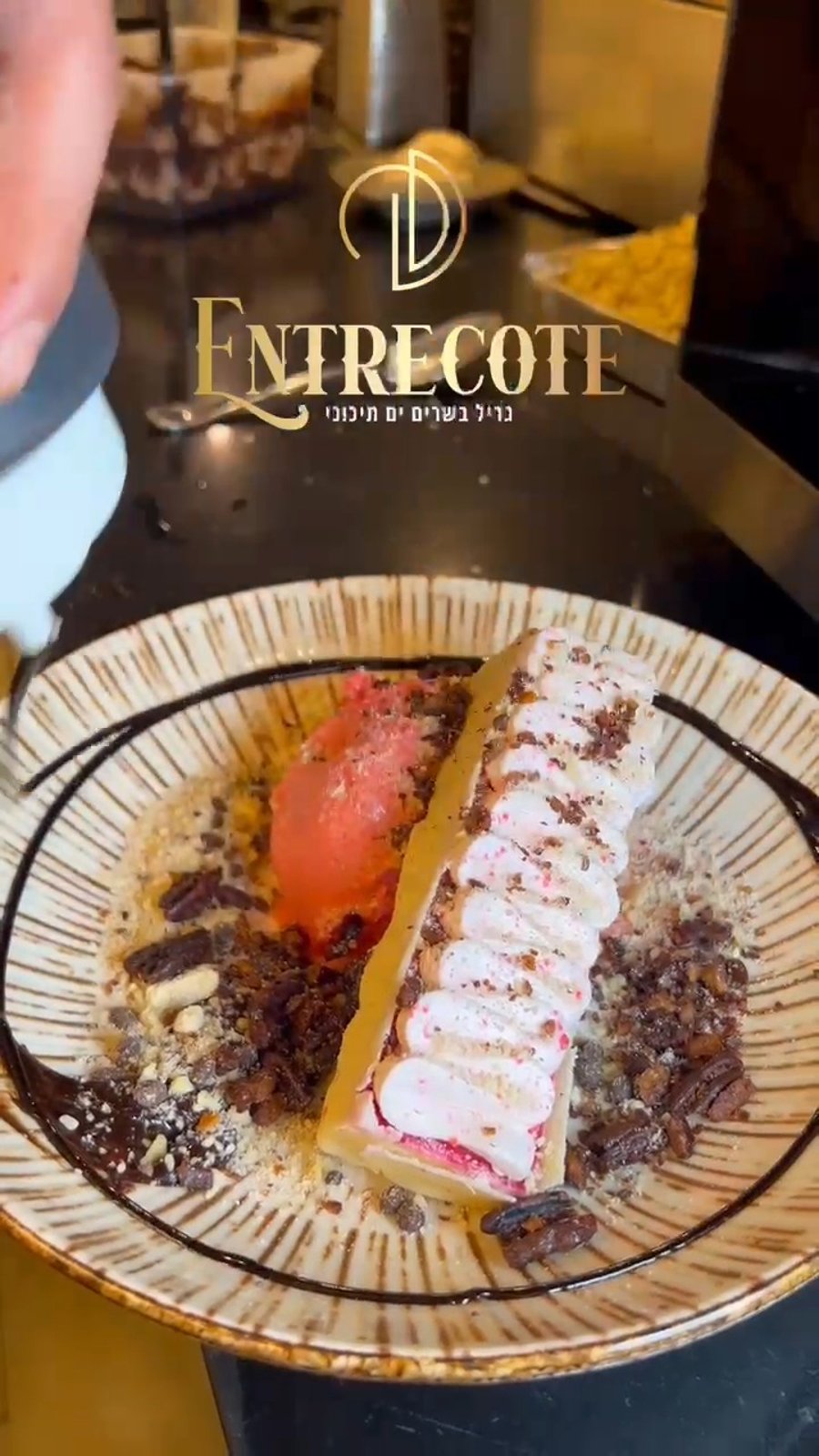 זהירות, התמכרות! הקינוחים הכי מפתים שתטעמו אי פעם- צפו