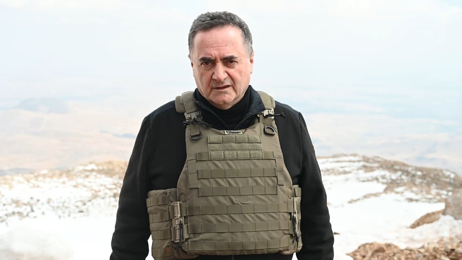 שר הביטחון בחרמון, מוקדם יותר היום 