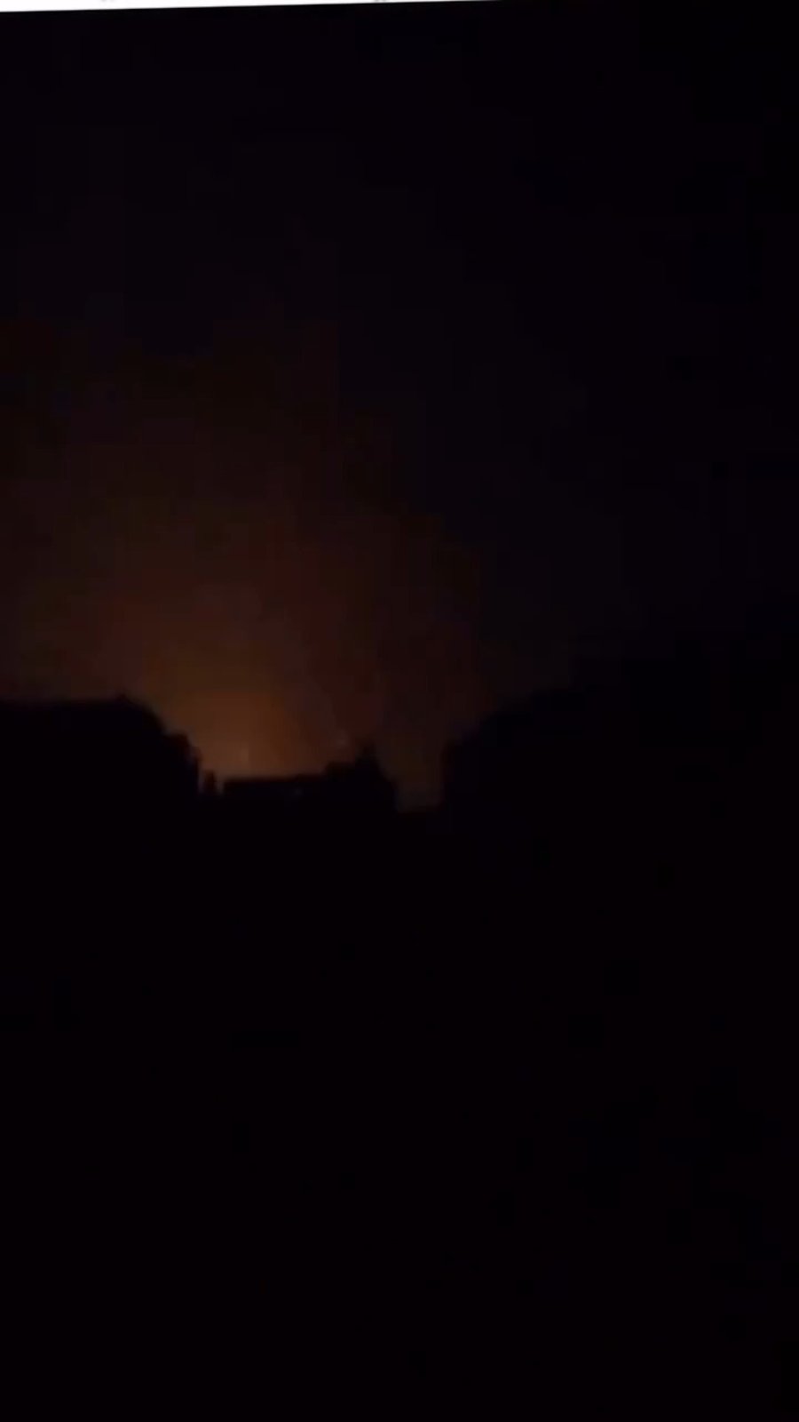 כך נראו תקיפות חיל האוויר לפנות בוקר בשכונת א-תופאח ממזרח לעיר עזה