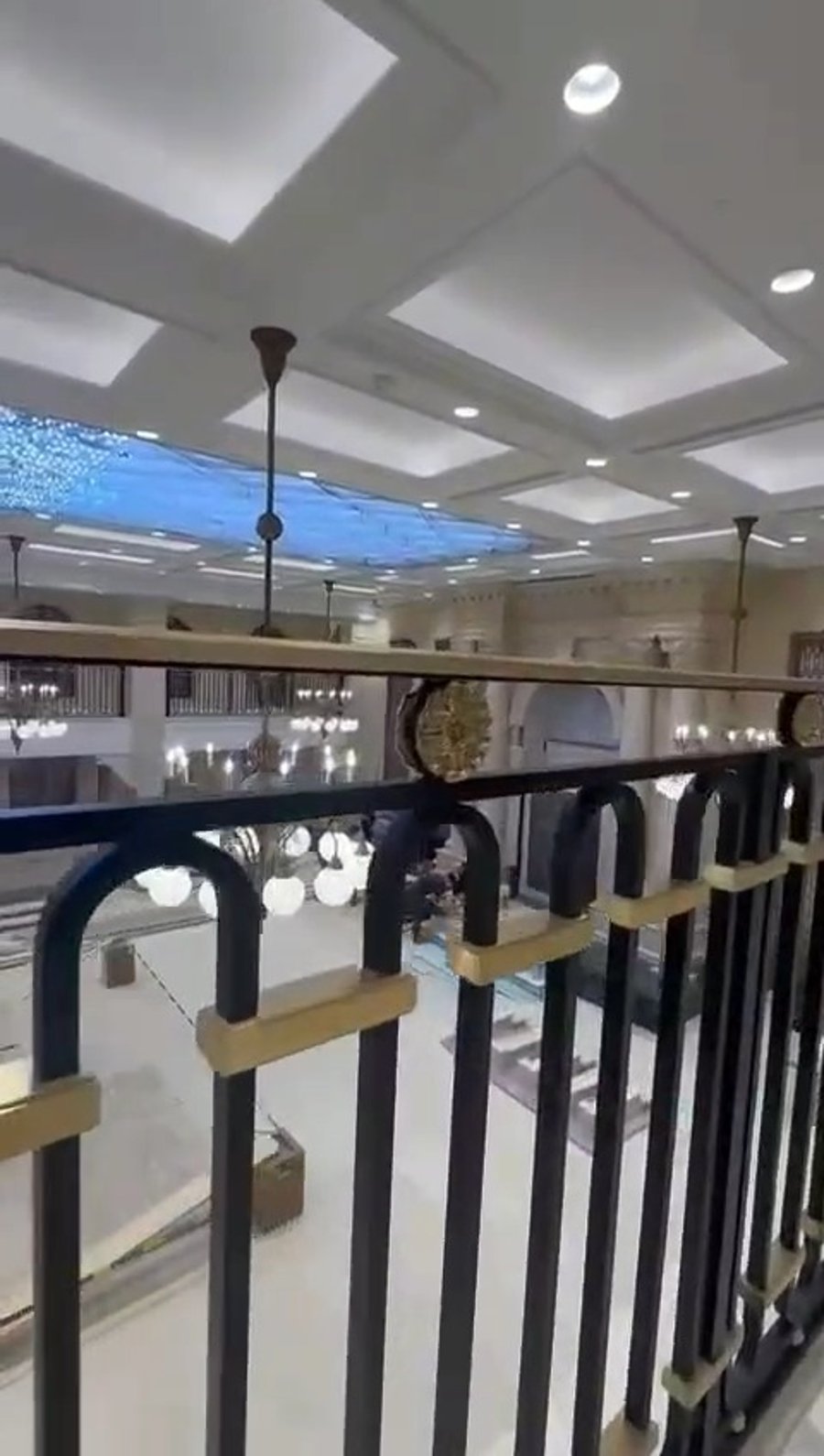 היכל בית המדרש הגדול של יולי לנדא