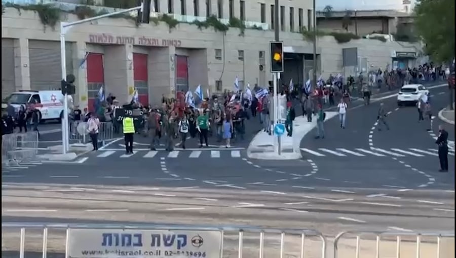 ההפגנה לכיוון הכנסת מוקדם יותר
