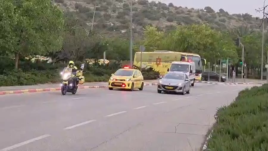 פינוי אזרחים ממוקדי השריפה