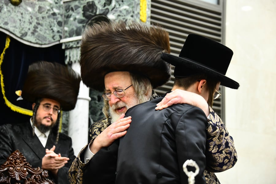 שמחת בר המצווה בחצה"ק ספינקא - נאראל 
