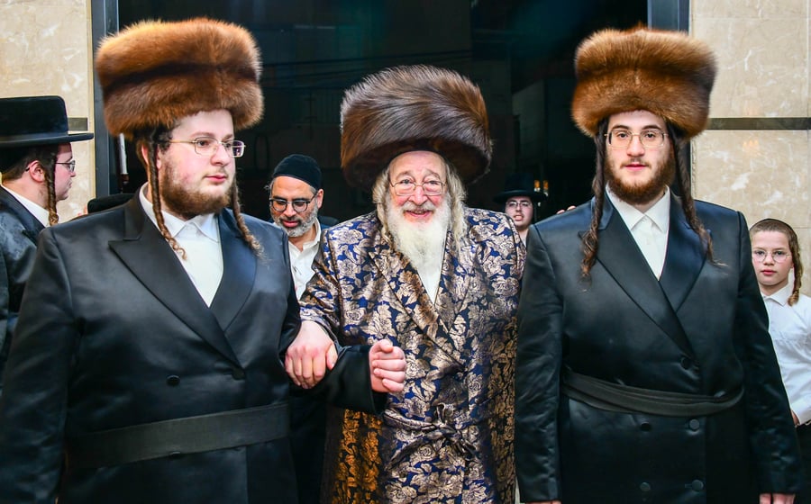 שמחת בר המצווה בחצה"ק ספינקא - נאראל 