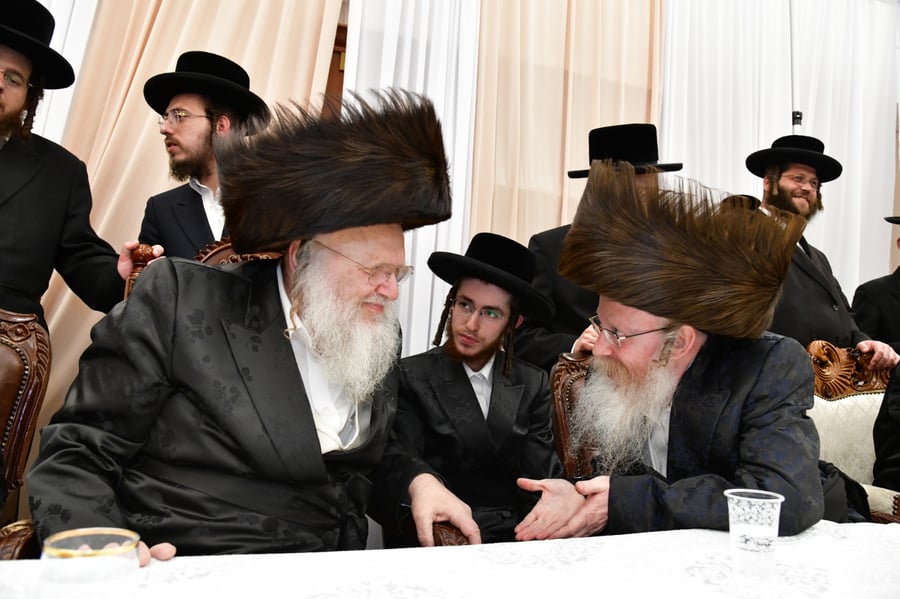 שמחת האירוסין בחצה"ק קרעטשניף ק"ג - קומרנא ב"ש