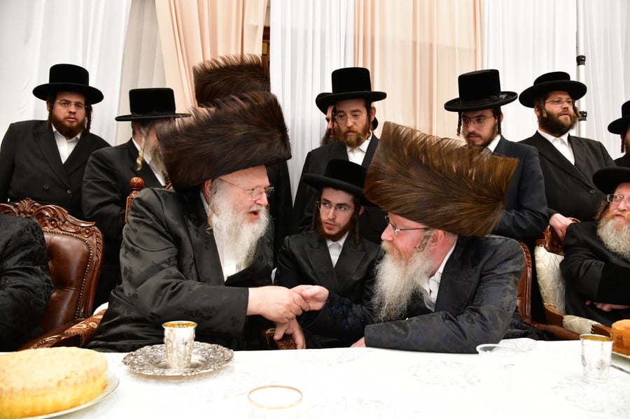 שמחת האירוסין בחצה"ק קרעטשניף ק"ג - קומרנא ב"ש