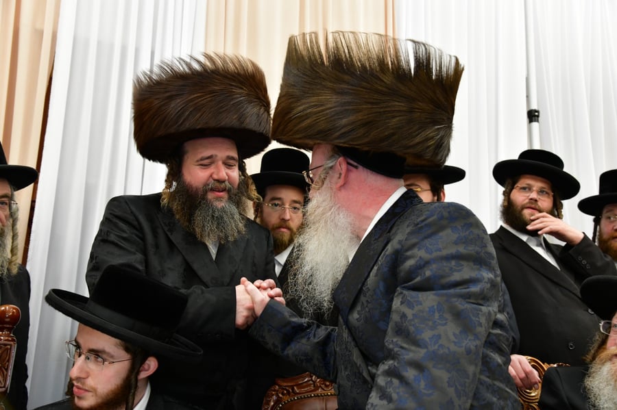שמחת האירוסין בחצה"ק קרעטשניף ק"ג - קומרנא ב"ש