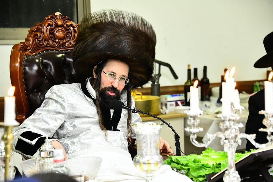 פסח שני בחצה"ק מעז'בוז