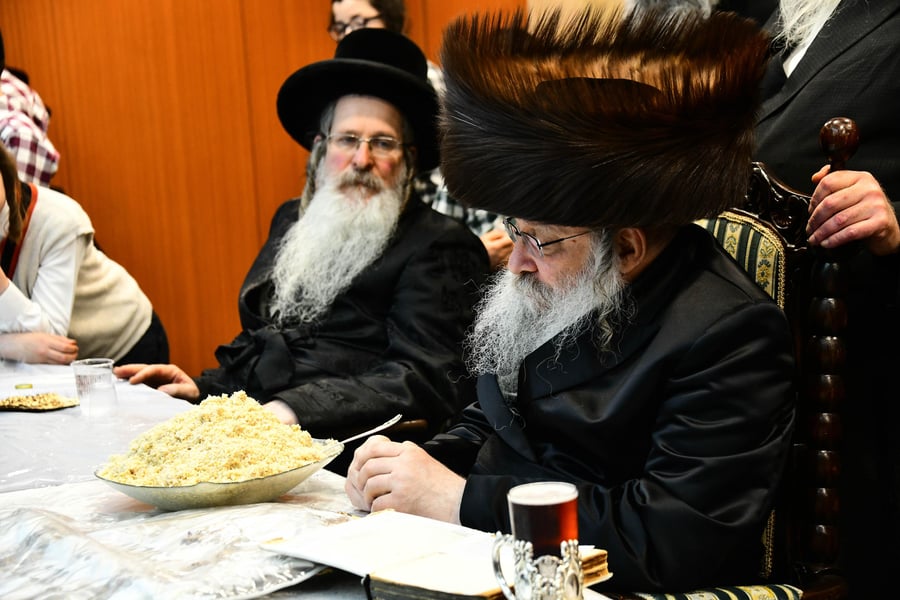 פסח שני בחצה"ק נדבורנה