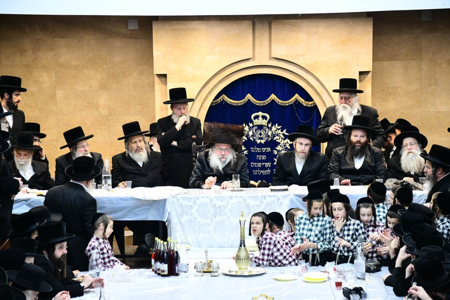 פסח שני בחצה"ק נדבורנה