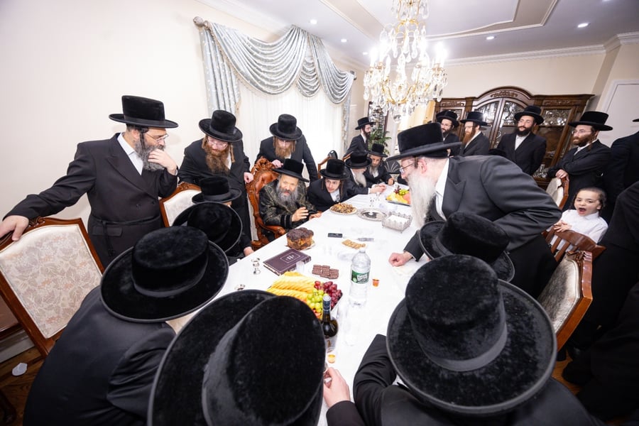 שמחת האירוסין לנכדת האדמו"ר מבאבוב - 45