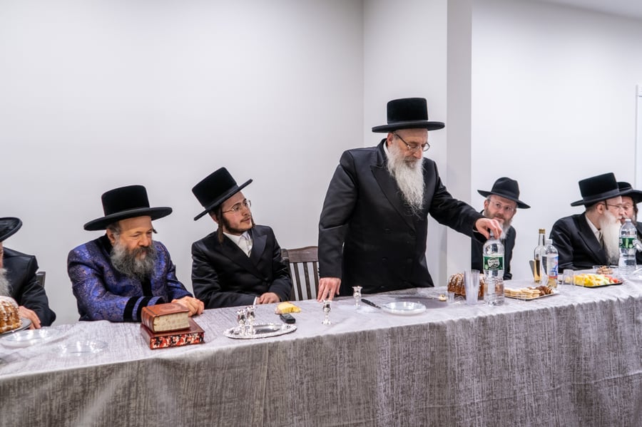שמחת האירוסין לנכדת האדמו"ר מבאבוב - 45