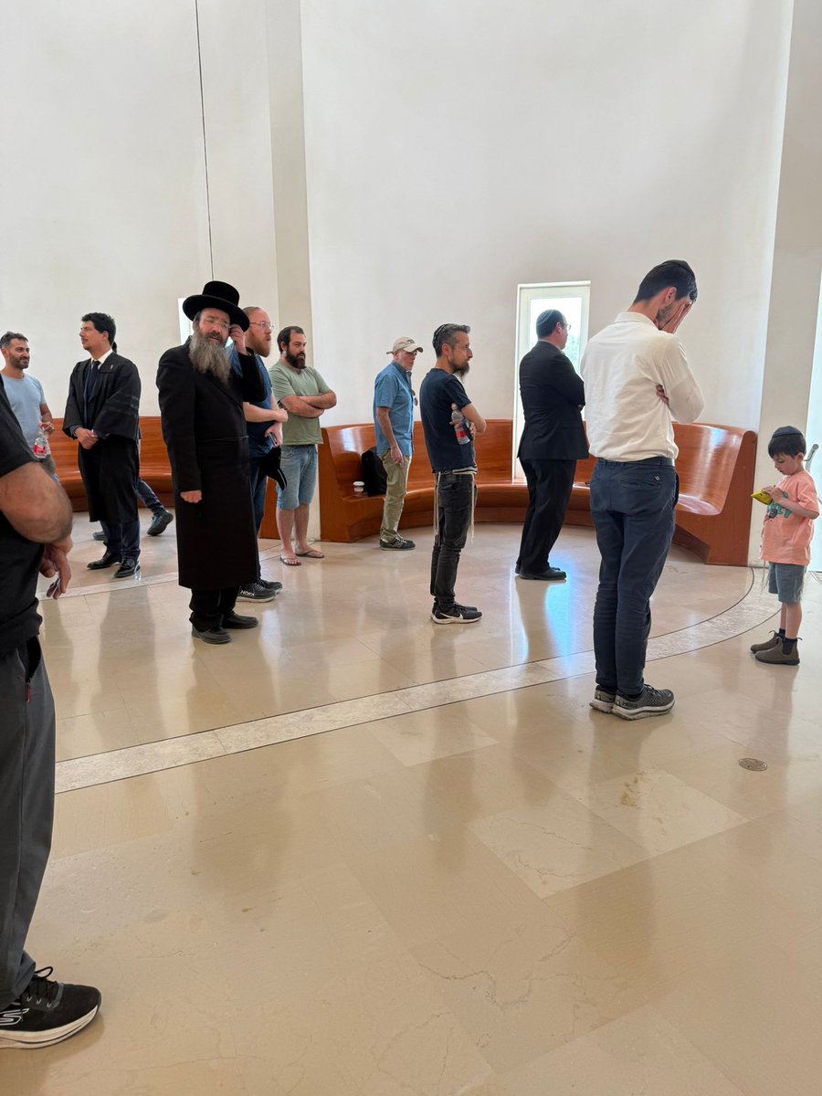 זופניק בכיכר | כל התמונות, הנייעס והחשיפות של השבוע