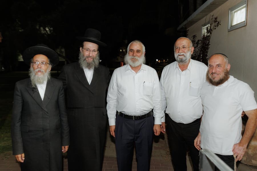 ערב החשיפה בכפר חב"ד
