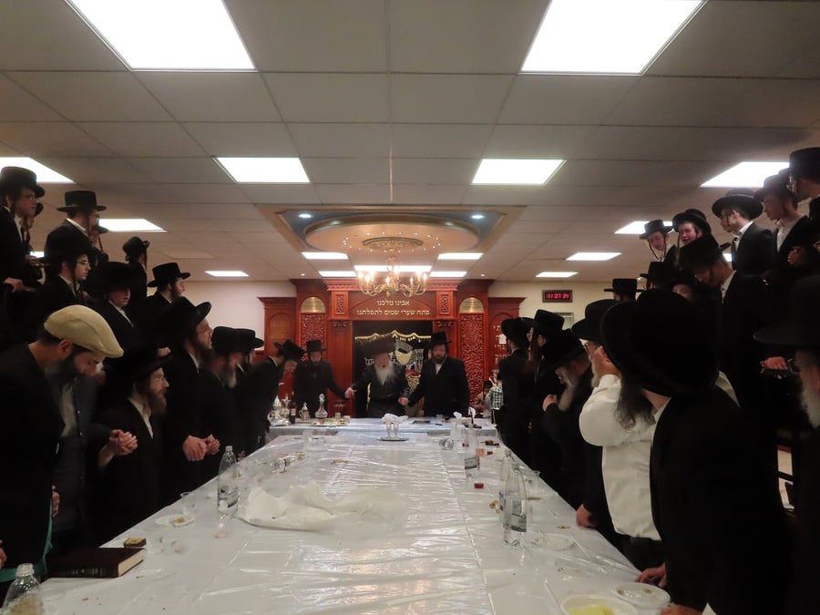 פסח שני בחצה"ק קרעטשניף קריית גת