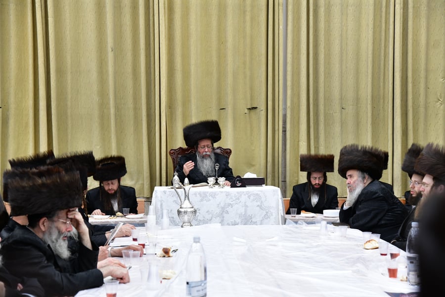 האדמו"ר משבט הלוי בשבת התאחדות בטלז סטון
