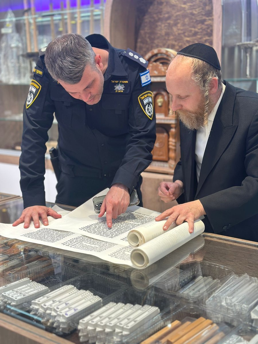 ממ"ר דן הנכנס נצ"מ אלעד קליין בסיור בבני ברק