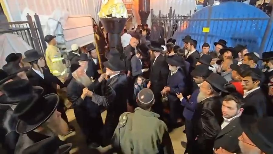 ריקודים בגג הציון