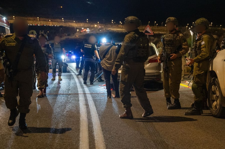 תיעוד: לוחמי צה"ל במצוד אחר המחבל שרצח את צאלה גז הי״ד