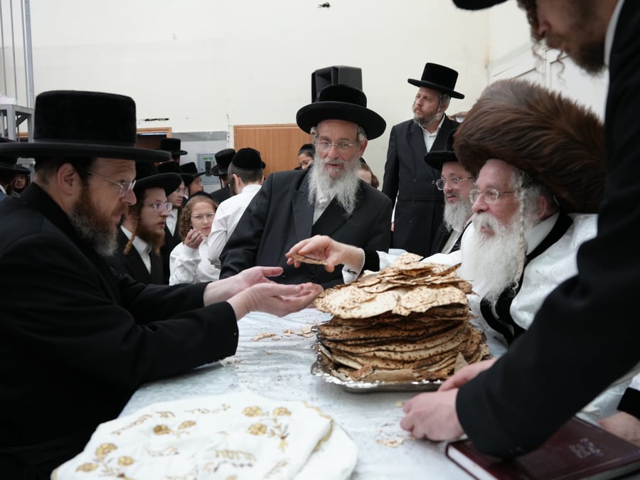 פסח שני בחצה"ק נדבורנה ירושלים