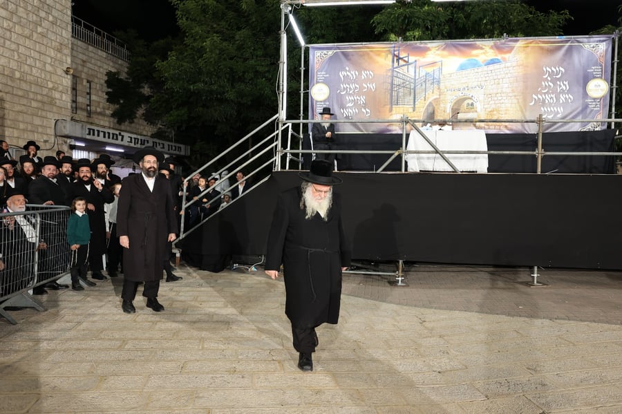 הגר"ש אלתר בהדלקה ל"ג בעומר