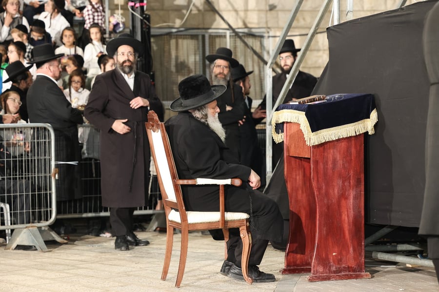 הגר"ש אלתר בהדלקה ל"ג בעומר
