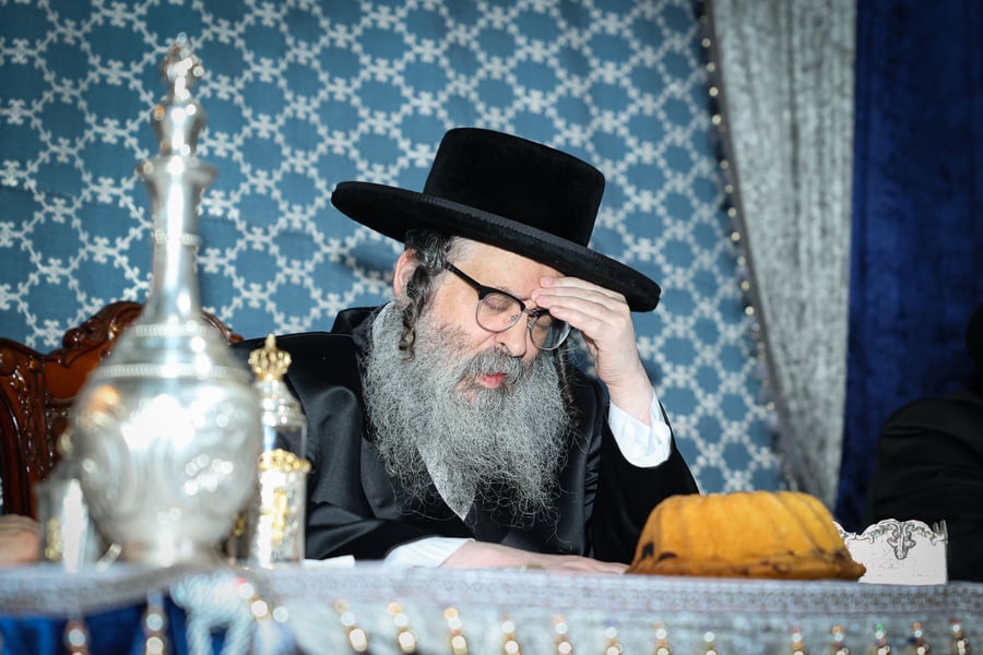 הגה"צ ראש ישיבת סאטמר בהדלקה לכבוד רשב"י