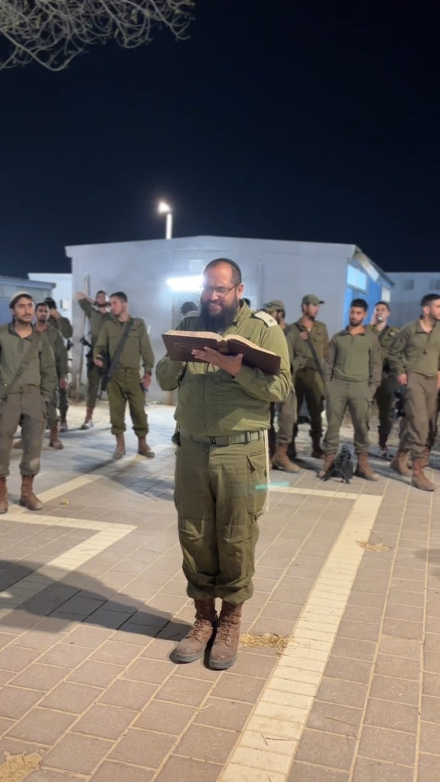 גדוד נצח יהודה חוגג את ל"ג בעומר בהילולה סמוך לגבול רצועת עזה