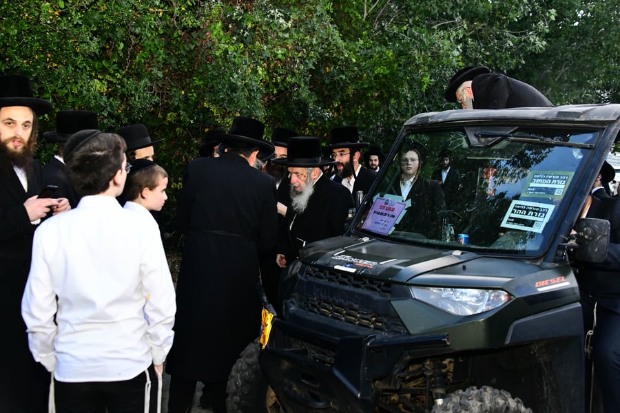 האדמו"ר מסלאנים בל"ג בעומר במירון תשפ"ה