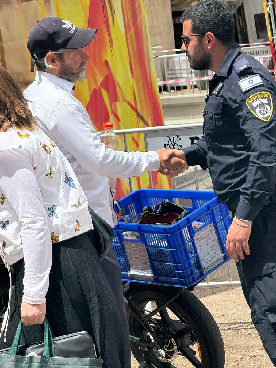 "הפגינו איפוק"; מדוע לא נרשמו השנה תקריות עם שוטרים?