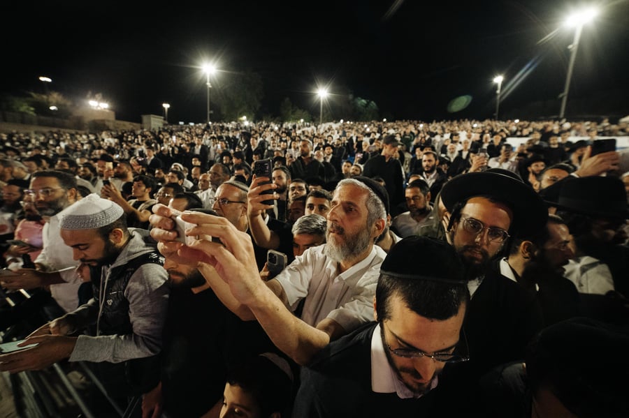 ל"ג בעומר אצל הגאון הינוקא רבי שלמה יהודה בארי