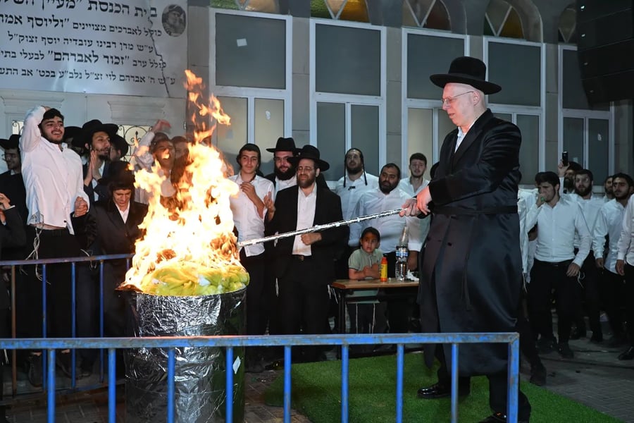 הגאון הרב ליאור גלזר בהדלקה לכבוד ל"ג בעומר