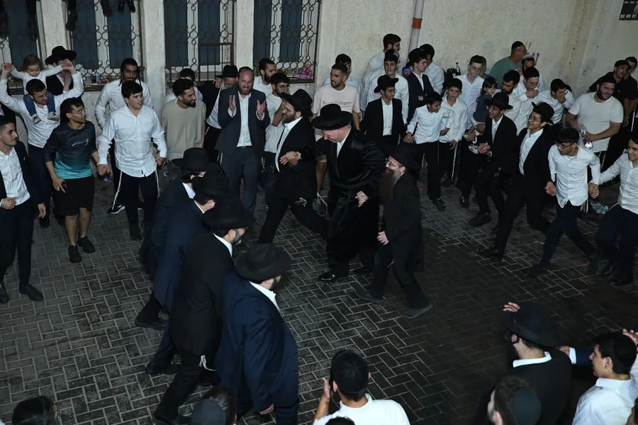 הגאון הרב ליאור גלזר בהדלקה לכבוד ל"ג בעומר