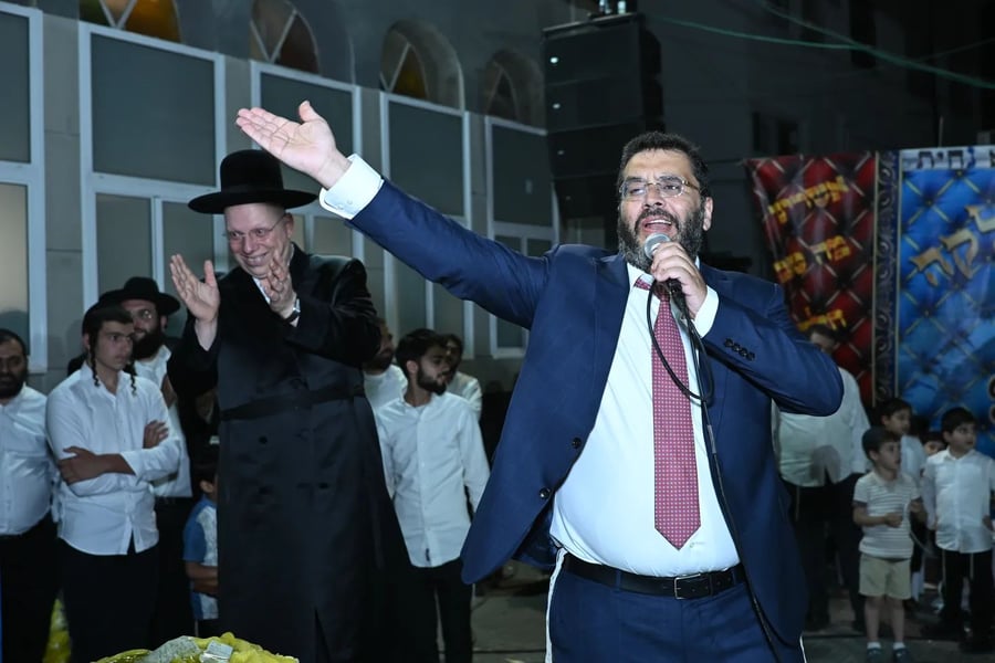 הגאון הרב ליאור גלזר בהדלקה לכבוד ל"ג בעומר