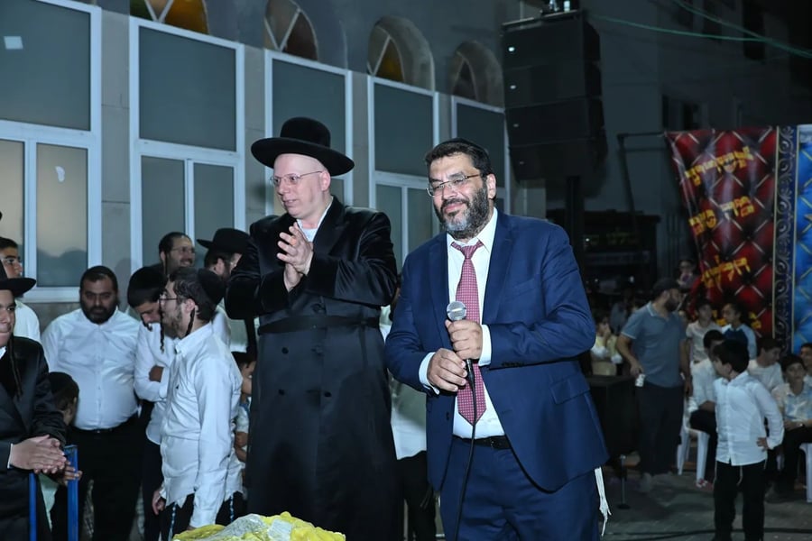 הגאון הרב ליאור גלזר בהדלקה לכבוד ל"ג בעומר