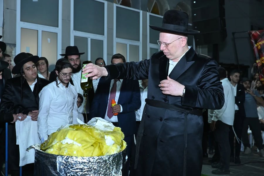 הגאון הרב ליאור גלזר בהדלקה לכבוד ל"ג בעומר