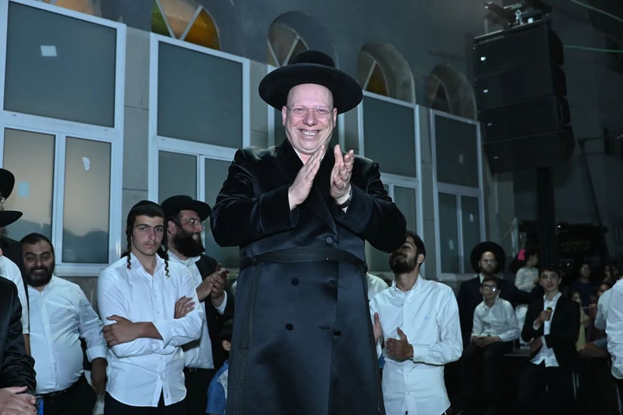הגאון הרב ליאור גלזר בהדלקה לכבוד ל"ג בעומר