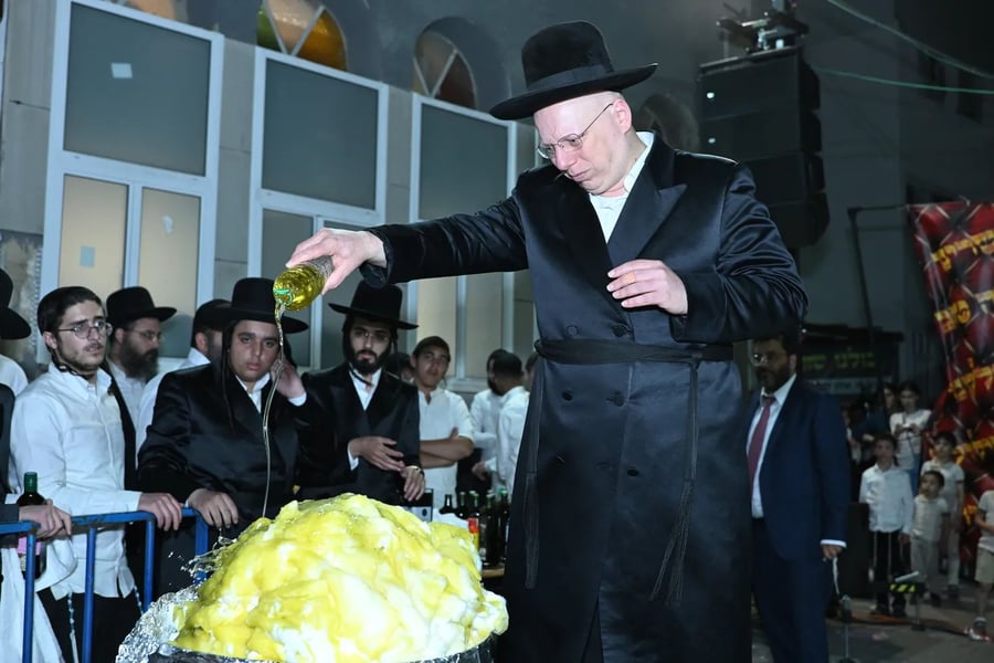הגאון הרב ליאור גלזר בהדלקה לכבוד ל"ג בעומר