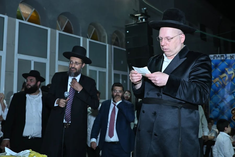 הגאון הרב ליאור גלזר בהדלקה לכבוד ל"ג בעומר