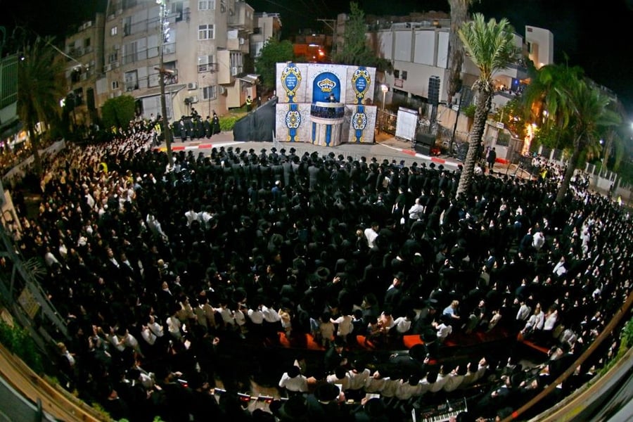 ל"ג בעומר בחצה"ק ויז'ניץ