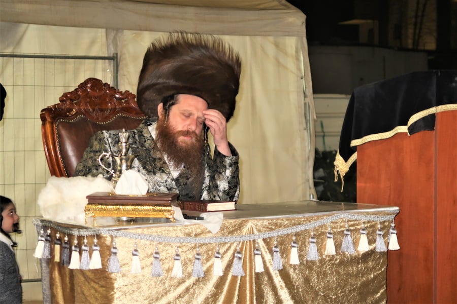 ל"ג בעומר בחצה"ק מיאלען
