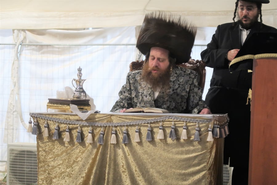 ל"ג בעומר בחצה"ק מיאלען
